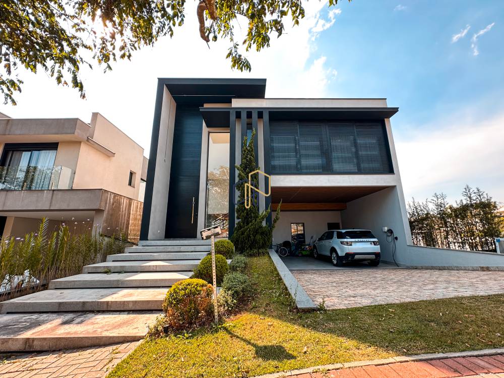 Casa a Venda Mobiliada em Alphaville Com 04 Suítes no Ithayê