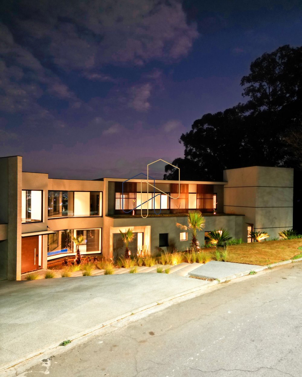 Casa Pronta para Morar no Tamboré 1