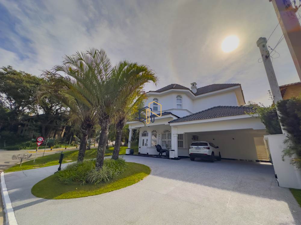 Casa Mobiliada em Alphaville para Venda e Locação no 18 do Forte Residencial