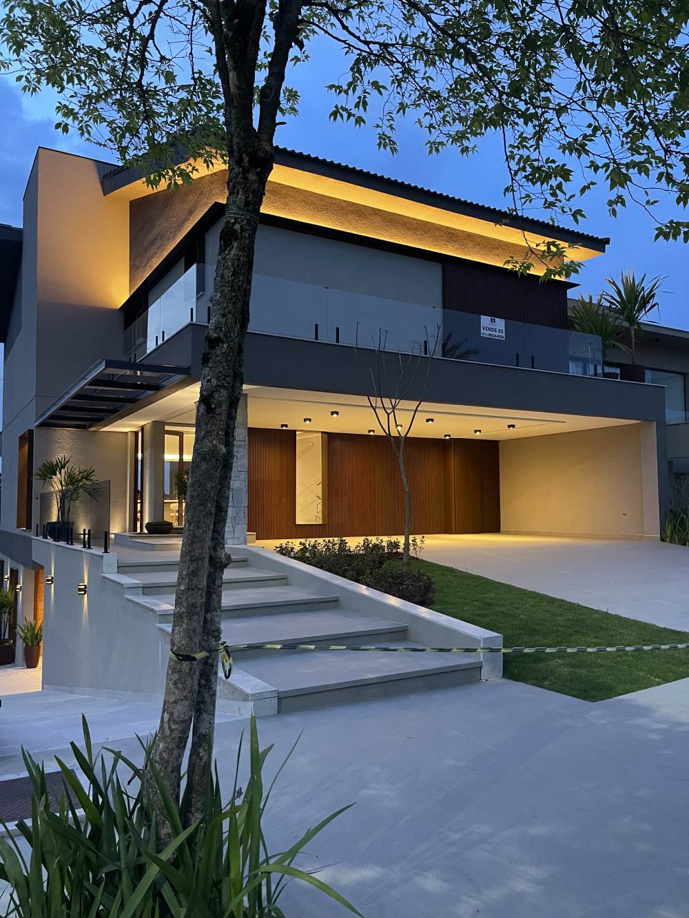 Casa Com 4 Suítes no Genesis 2