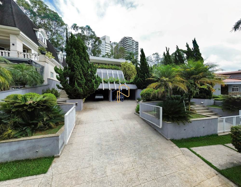 Casa 4 Suítes no Alphaville 1